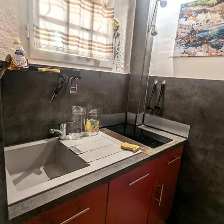 T2 Climatise A 200m De La *